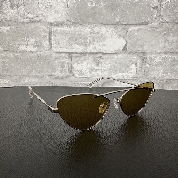 MCQ Alexander McQueen MQ0204S Sunglasses - Picture 16 of 16